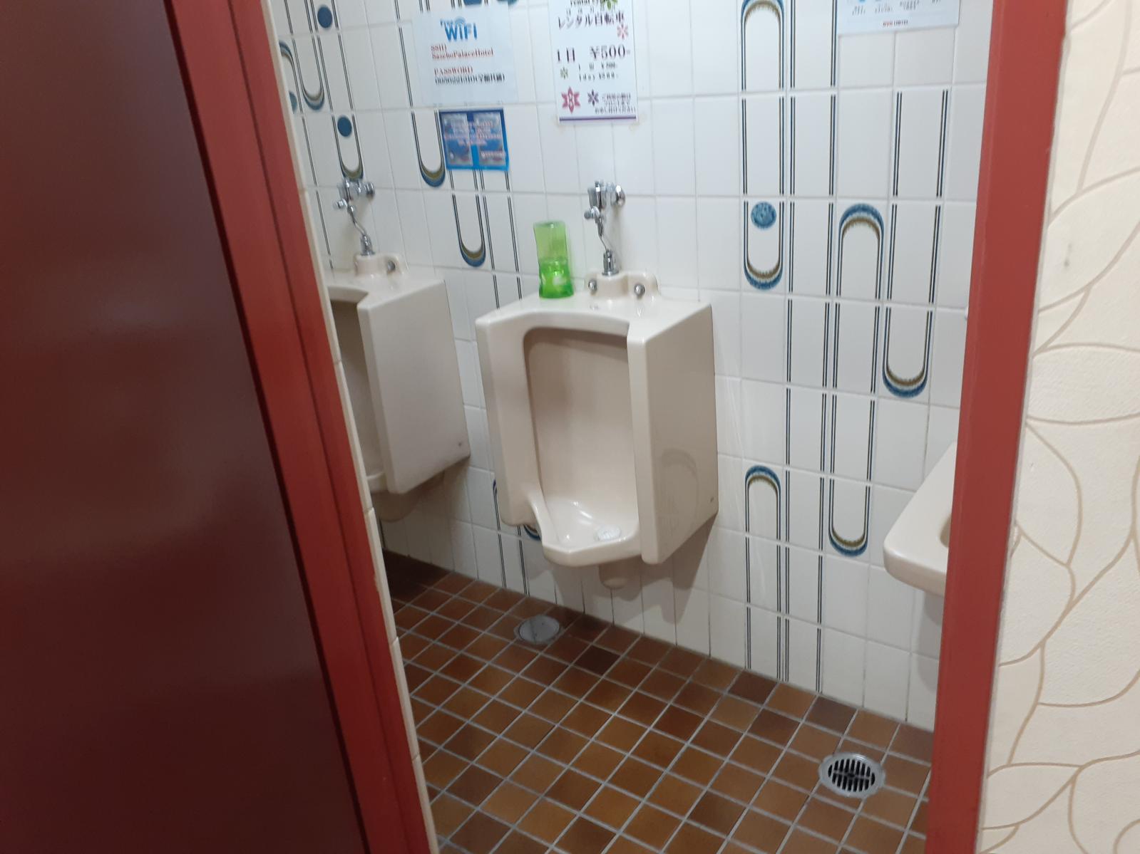 男性用トイレ小便器-4