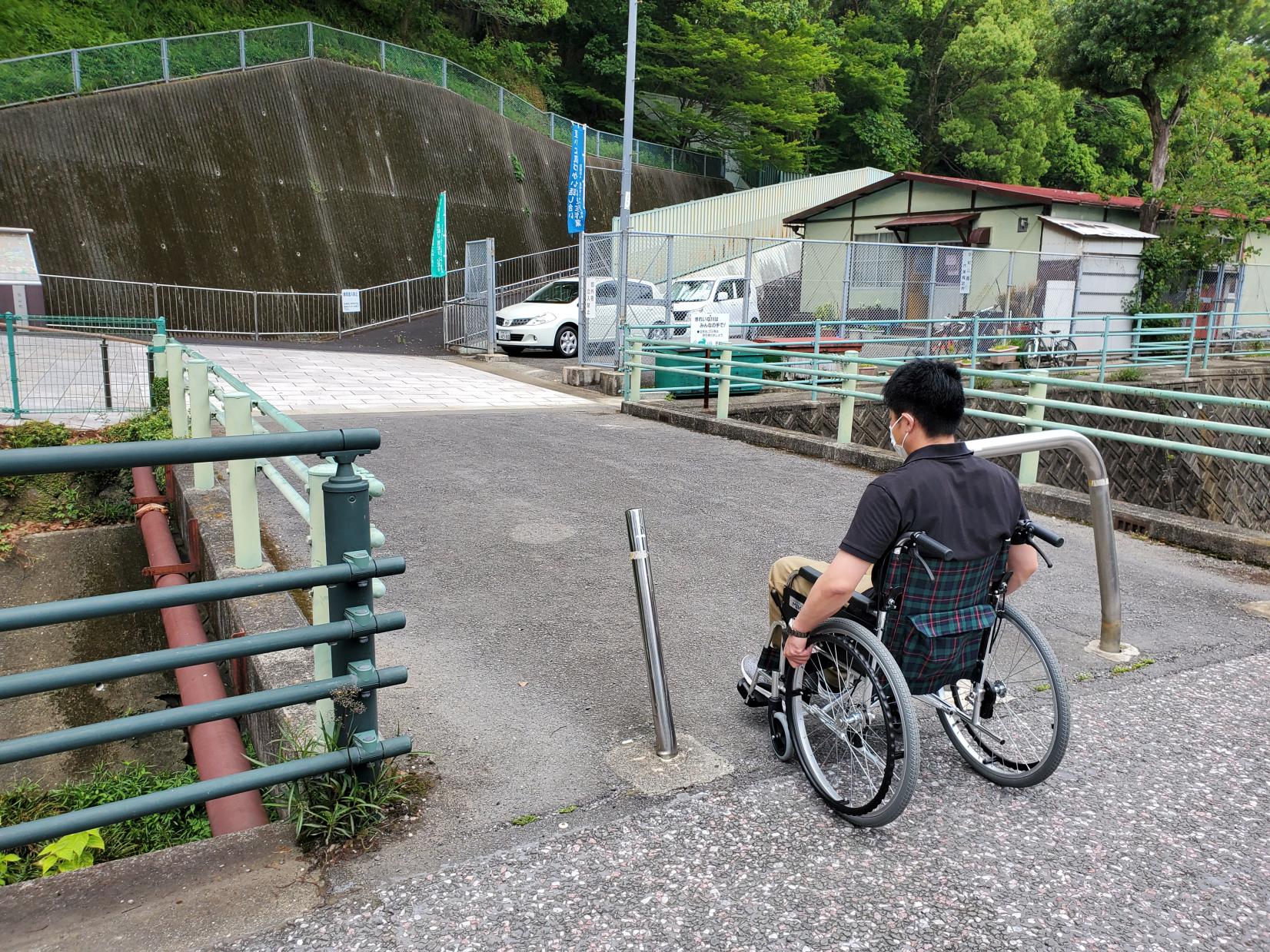 ④川沿いを進み、再度橋を左折!-3