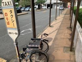 厳原港のタクシー乗り場-0