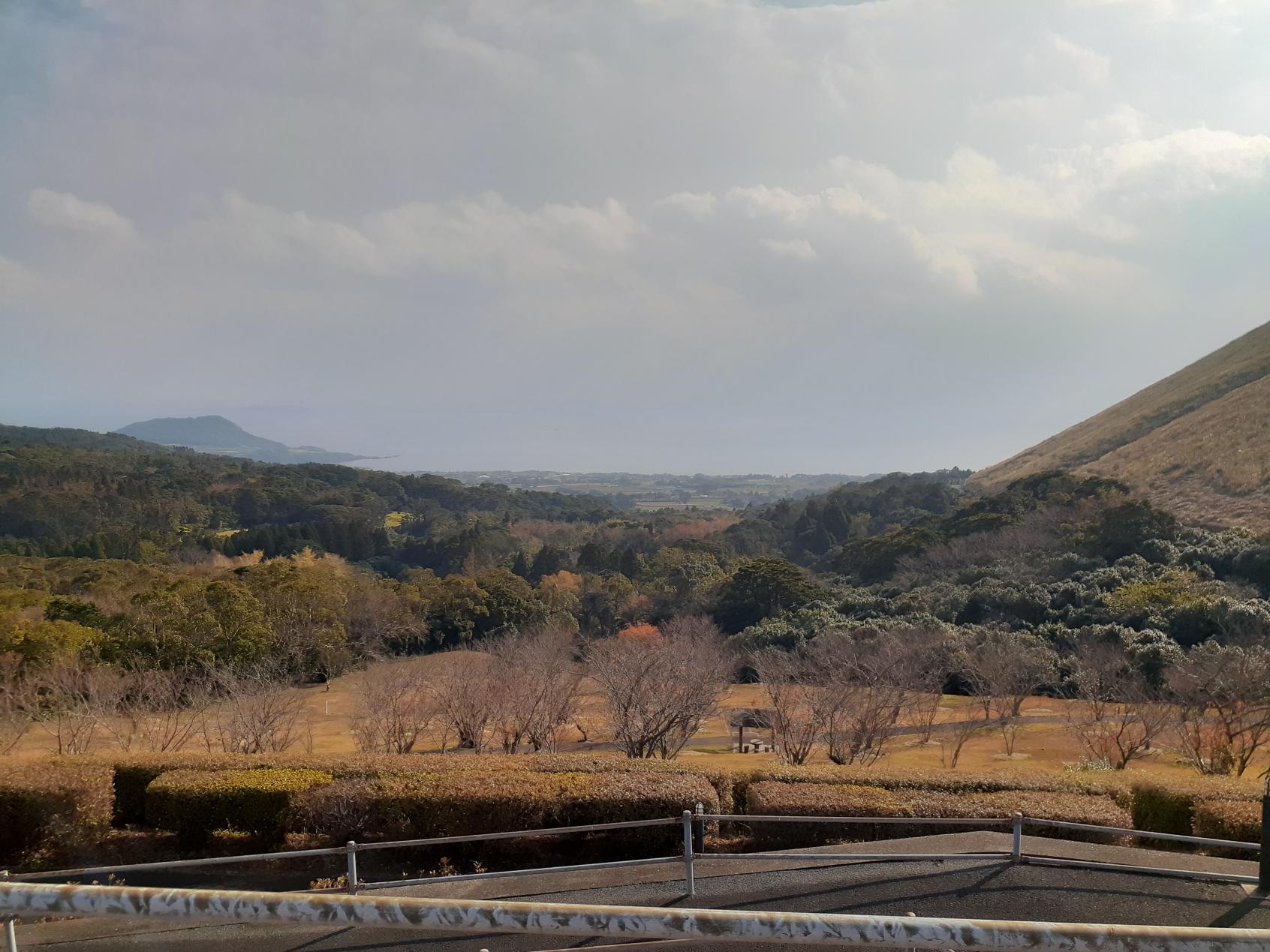 駐車場からの景観-2