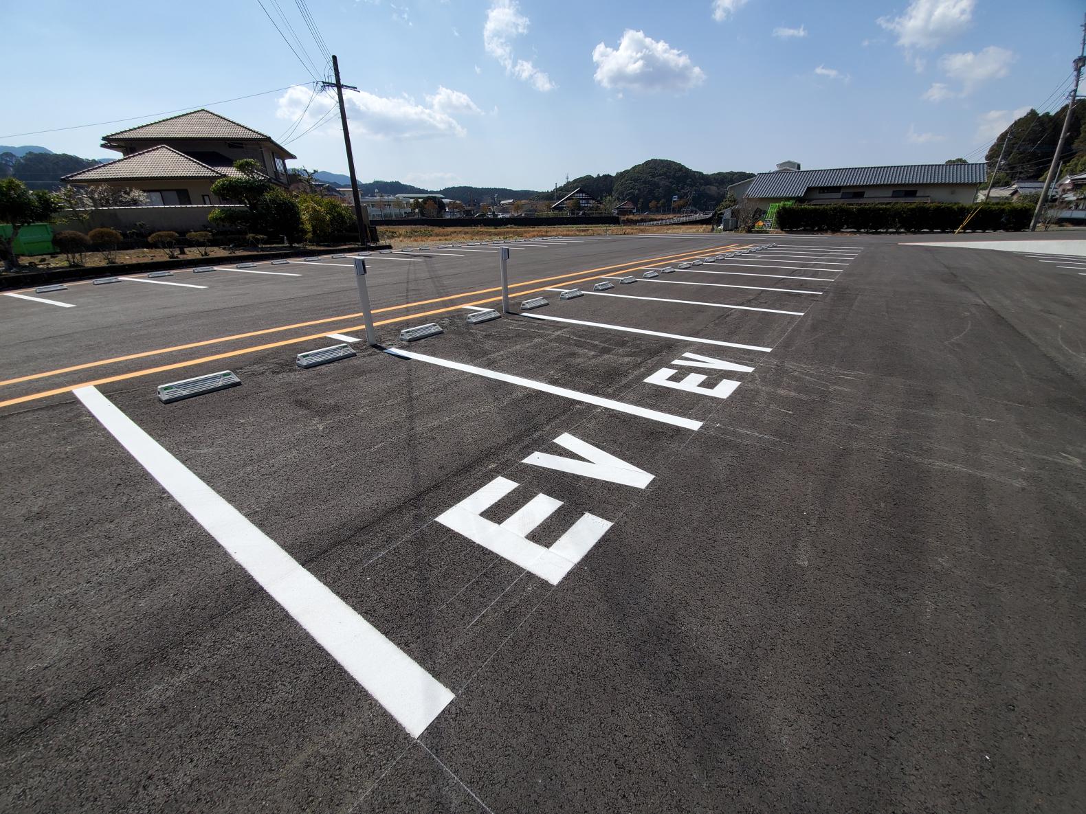EV充電駐車スペース-3