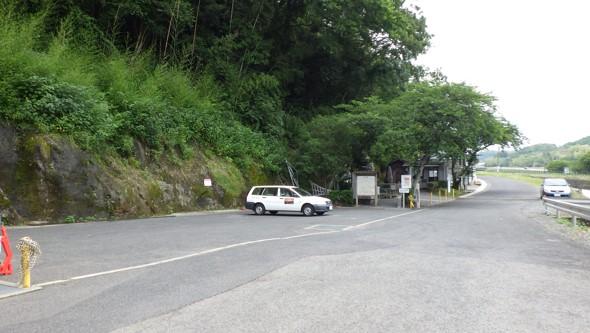 駐車場全景-0