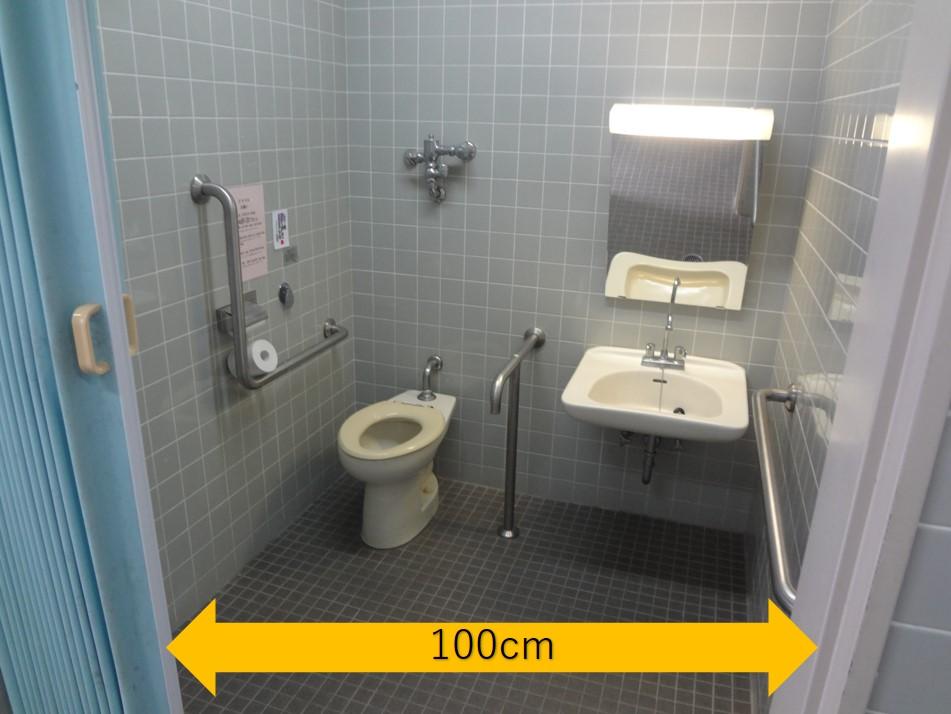 多目的トイレ-1