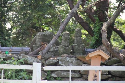 少貳資時の墓-0