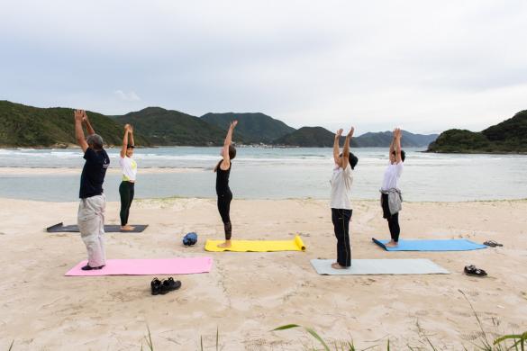 Island Yoga-2