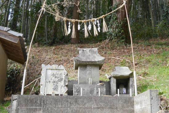 覩上神社-4