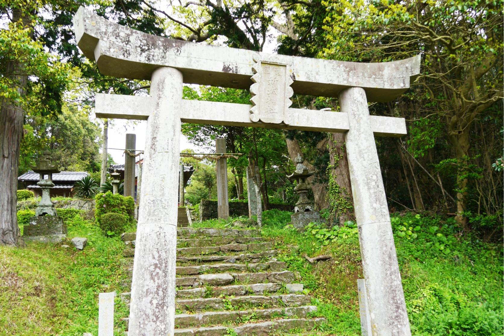 新城神社（樋詰城跡）-1