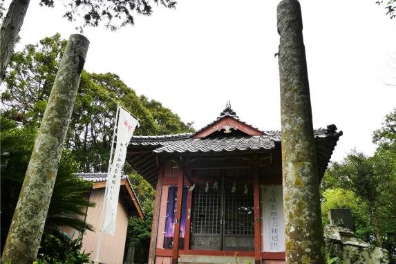新城神社（樋詰城跡）-2