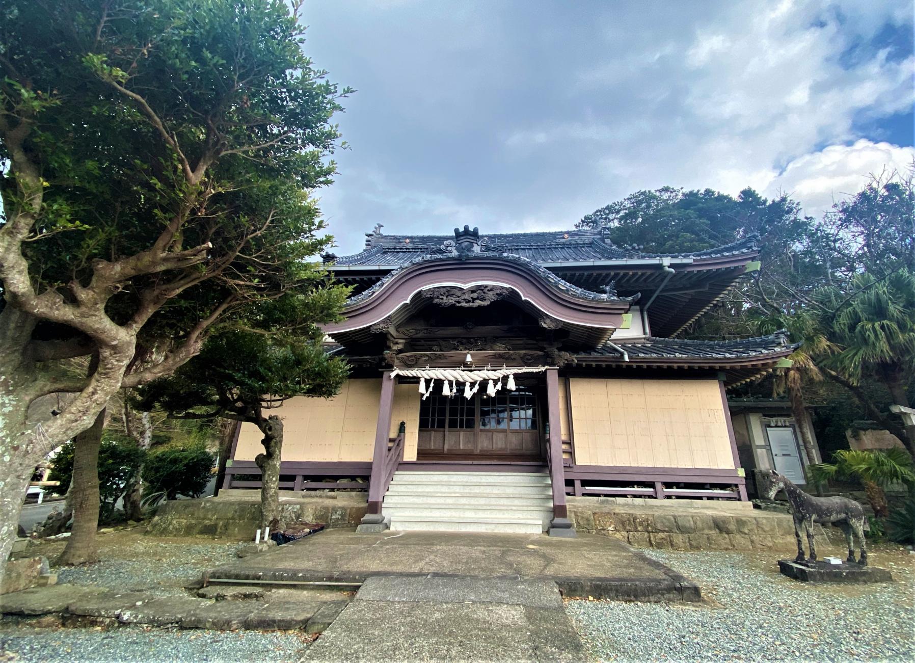 志自岐羽黒神社【太田】-1