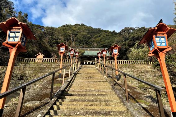 志自岐羽黒神社【岩瀬浦】-0