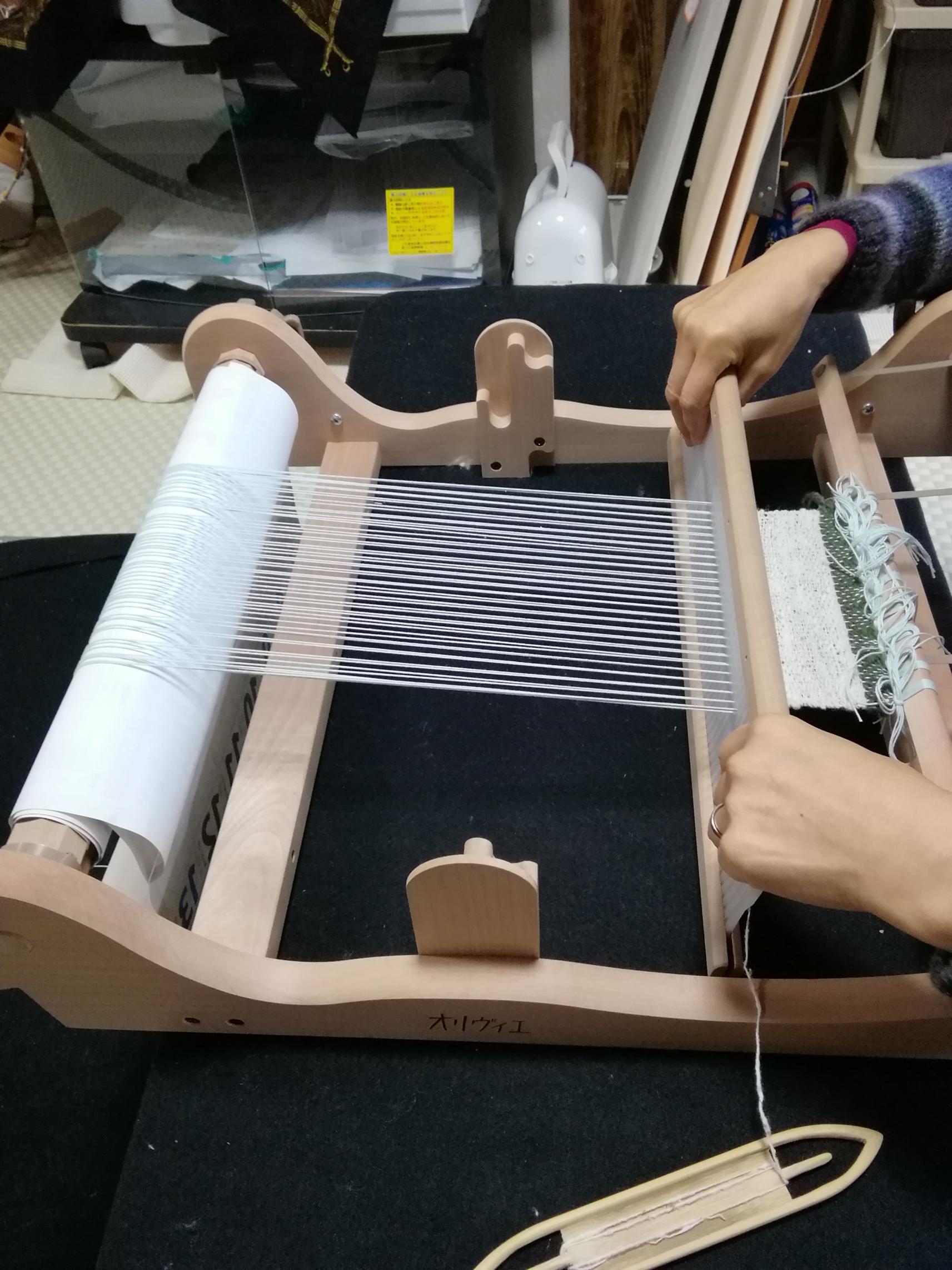 糸を紡ぎ 機織り体験-1