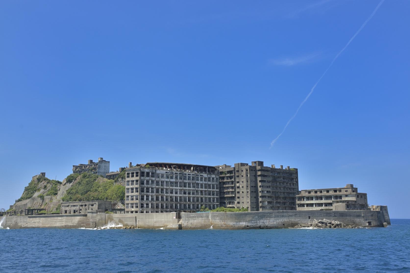 Gunkanjima (Hashima, Battleship Island) Landing & Cruising Tour-4