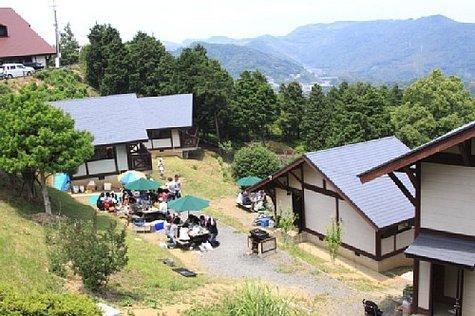 市民の森休養宿泊施設（ケビン）-1