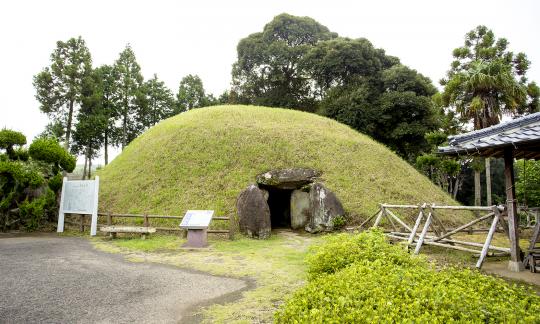 Iki Kofun-gun（Tumulus Cluster)-2