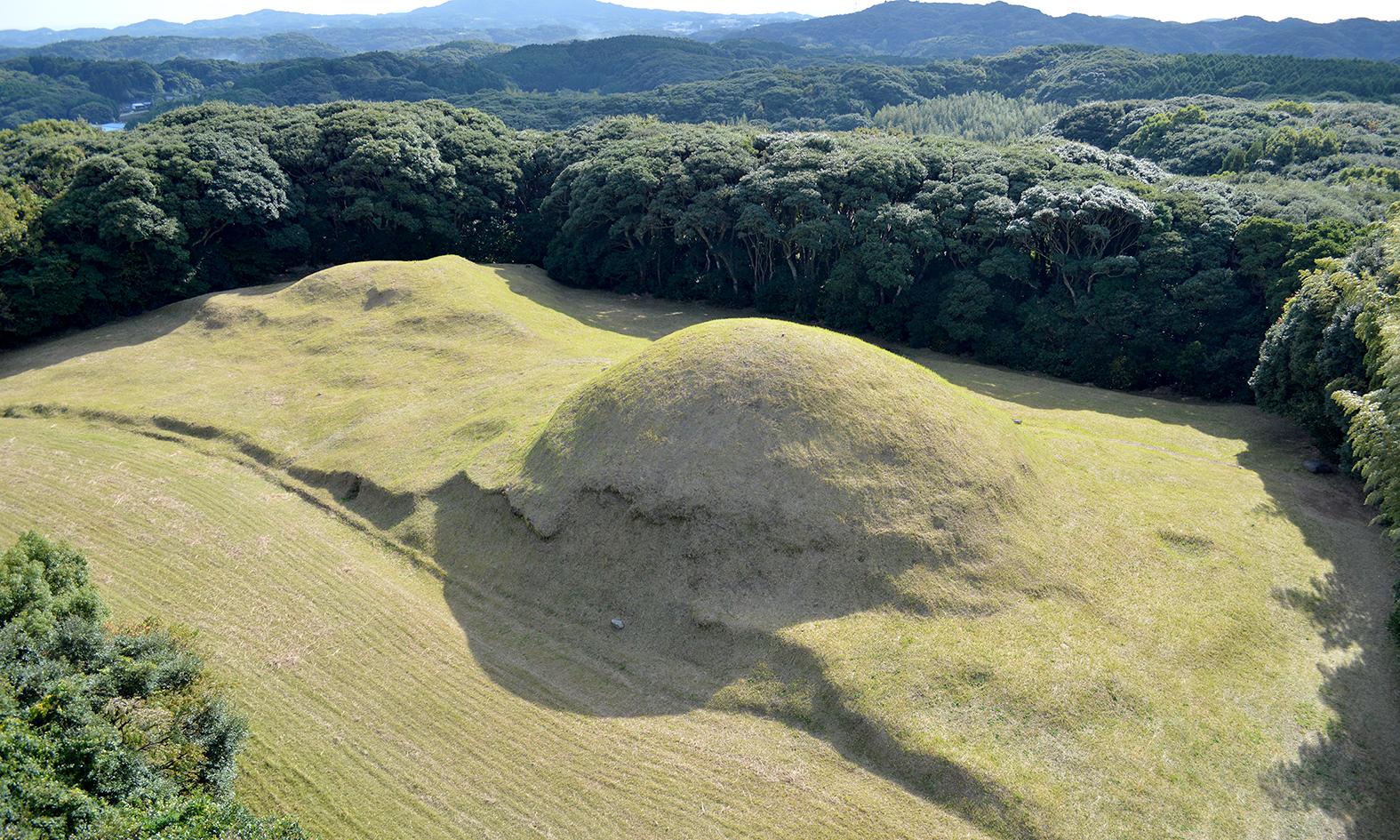 Iki Kofun-gun（Tumulus Cluster)-0