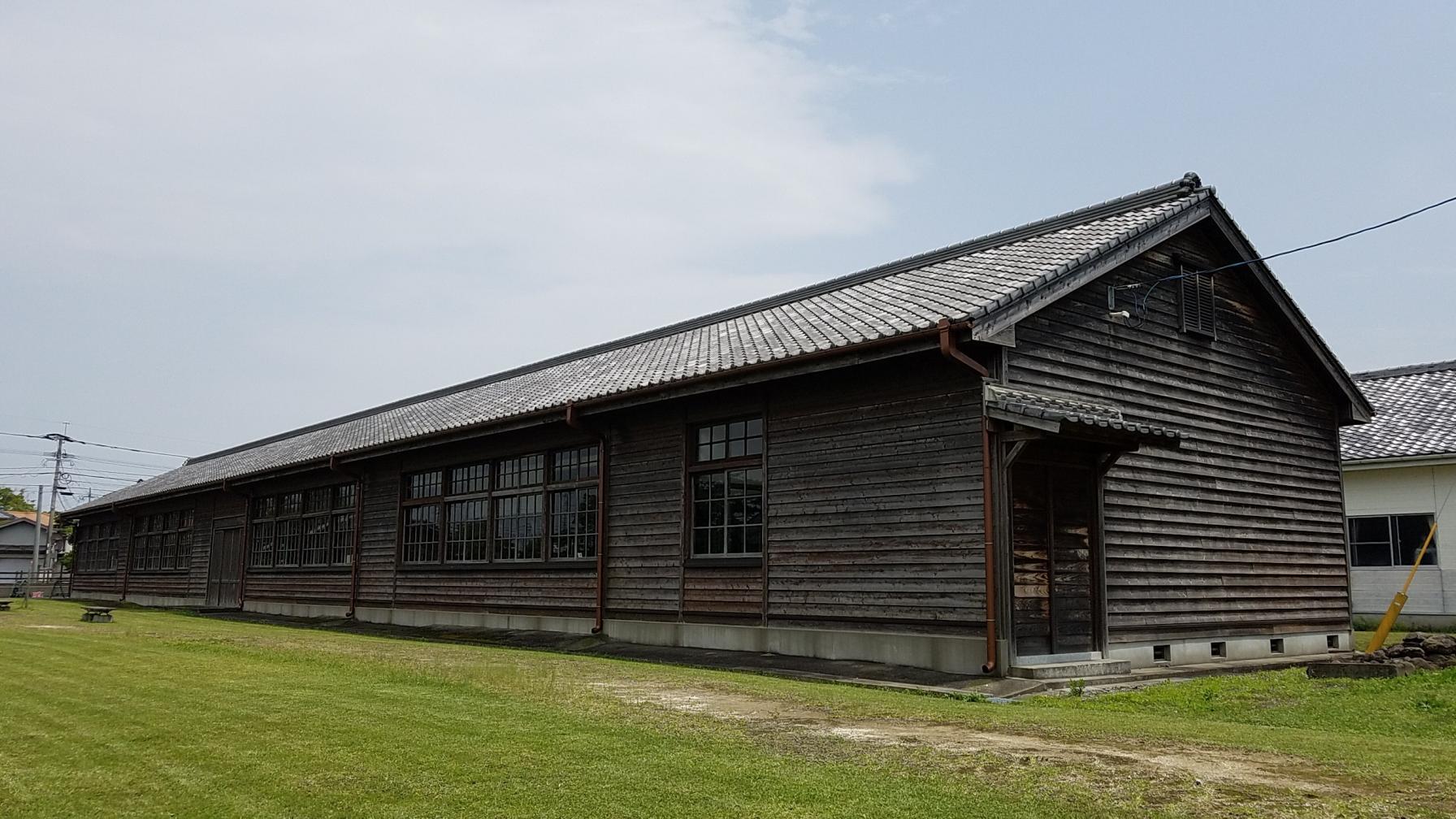 雲仙市歴史資料館国見展示館北側展示館（旧神代中学校北校舎）-4