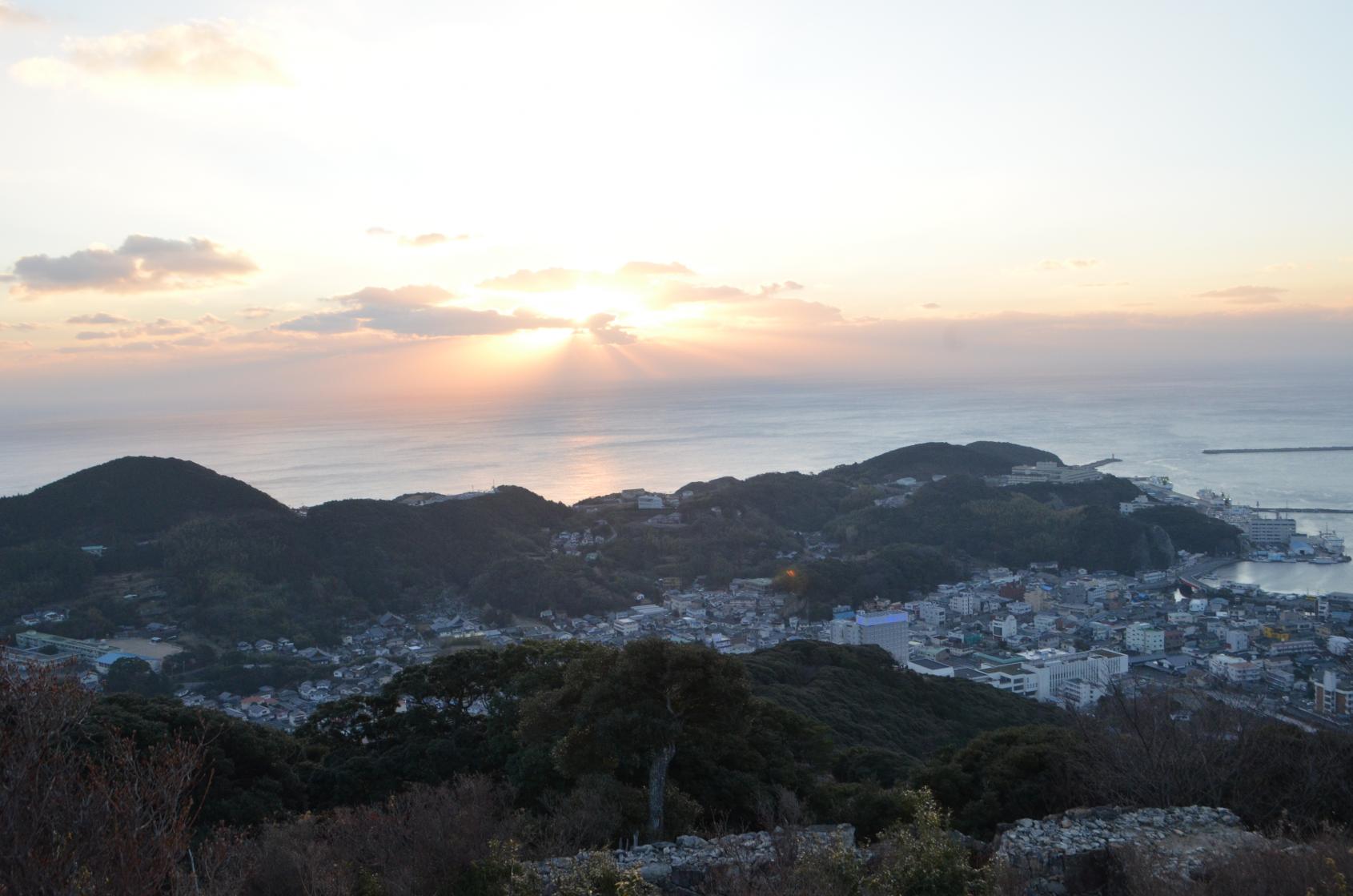城下町厳原で朝活！清水山城ハイキング-1