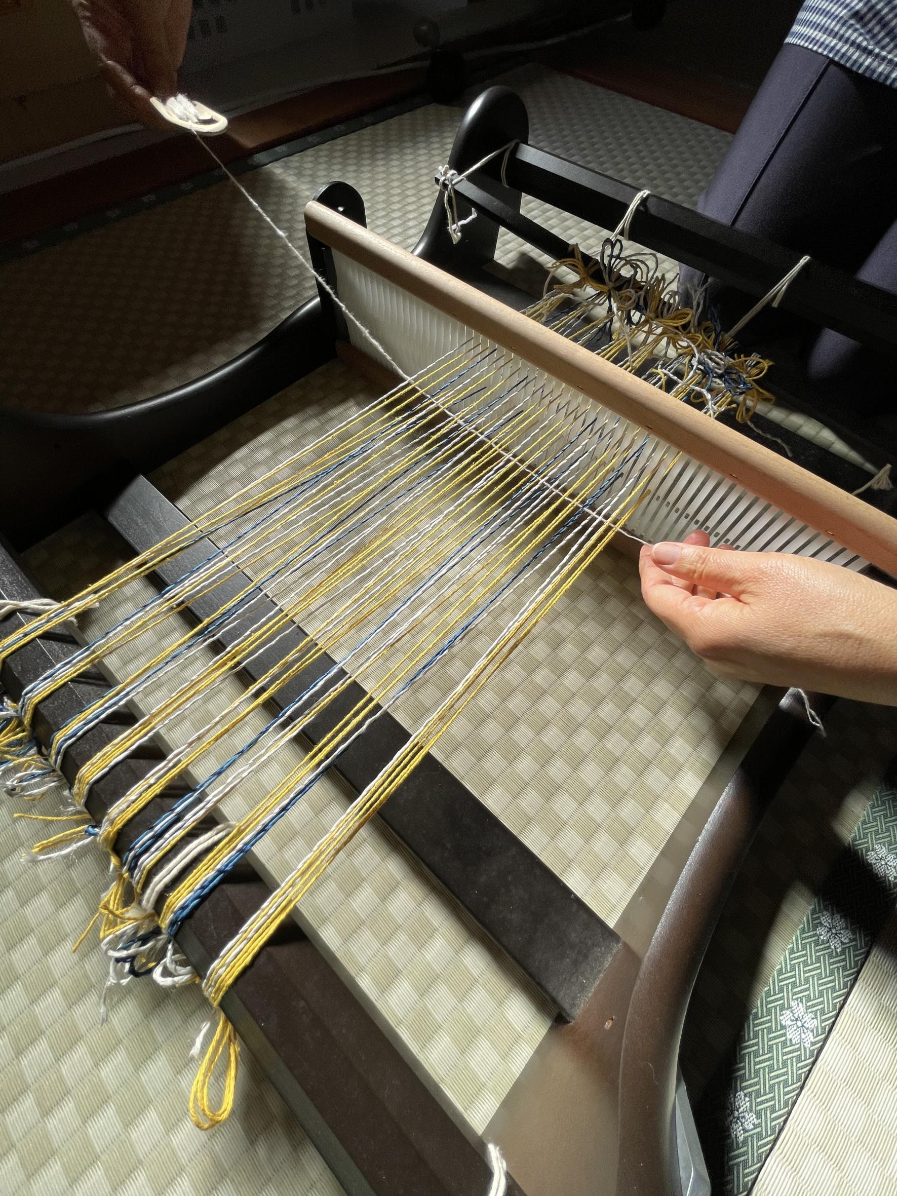 糸紡ぎと機織り-2