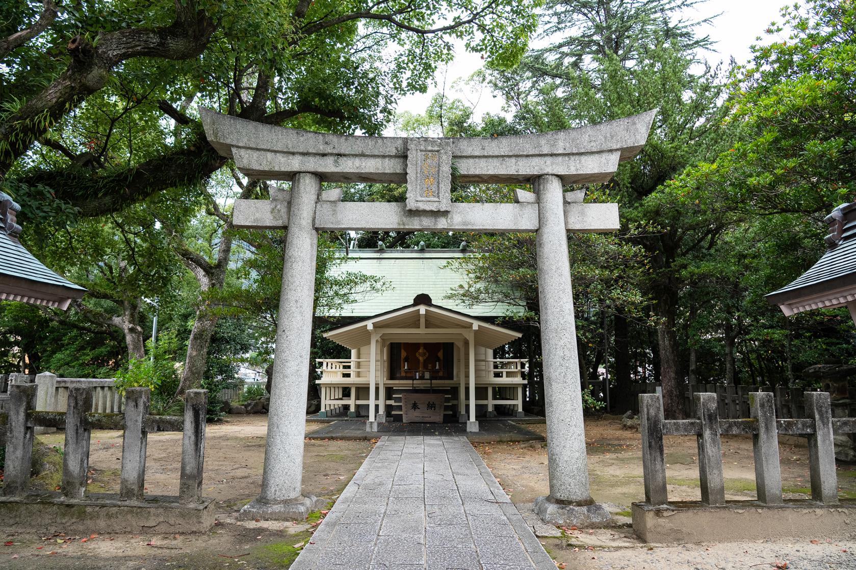 Kameyama Hachimangu-Shrine-6