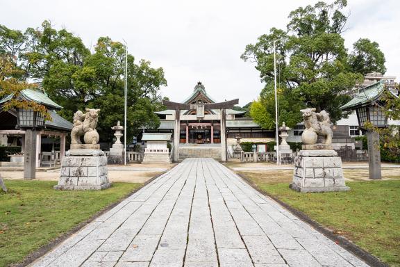 Kameyama Hachimangu-Shrine-1