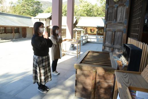 Kameyama Hachimangu-Shrine-3
