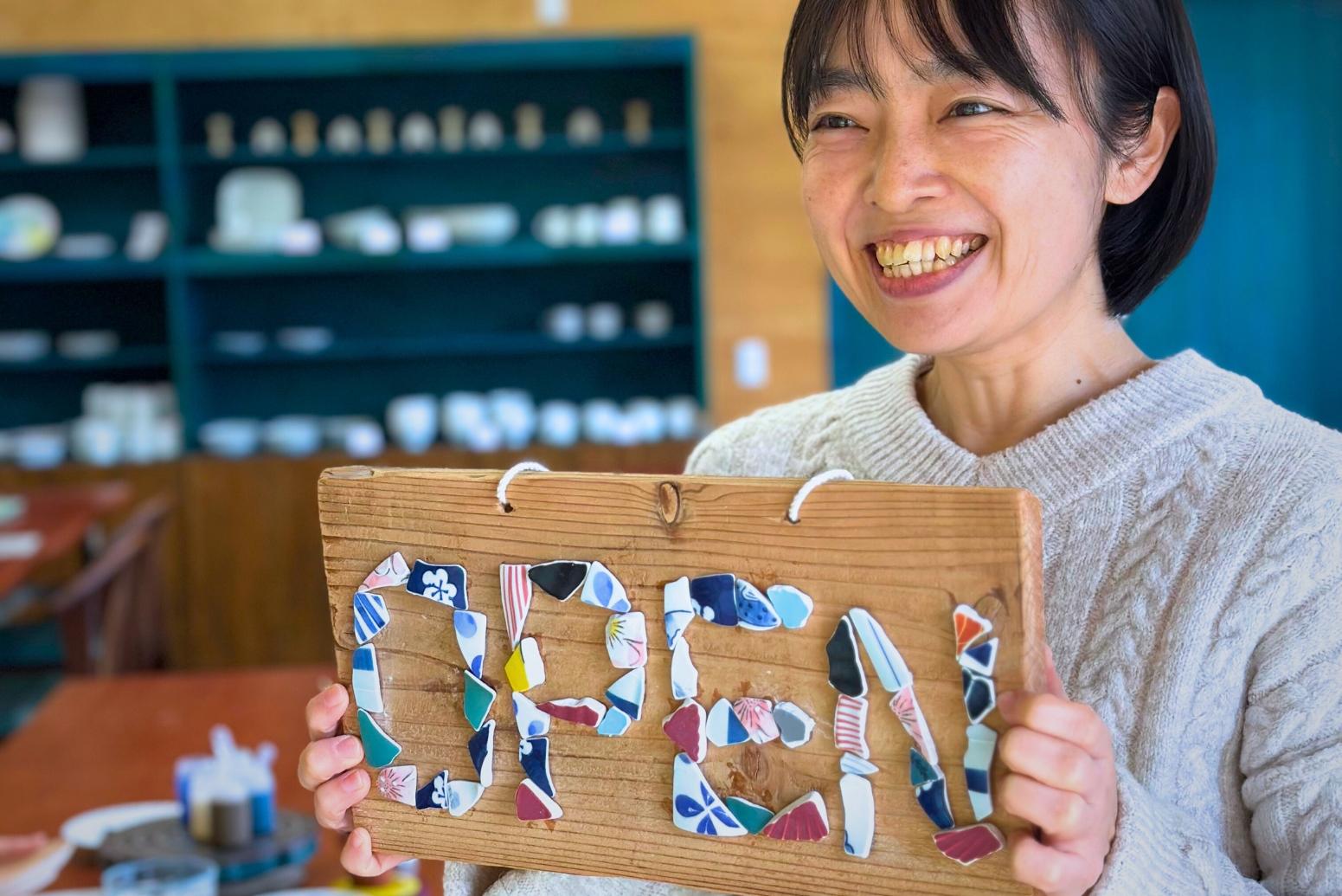 Paint with Paper: Family-Friendly Ceramic Workshop in Hasami-1