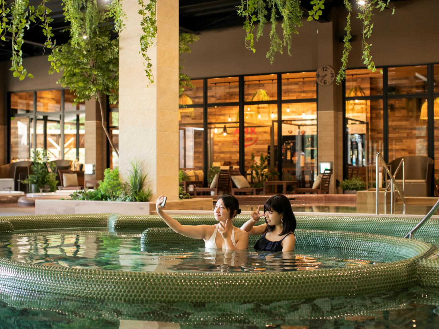 Ark Land Spa-1