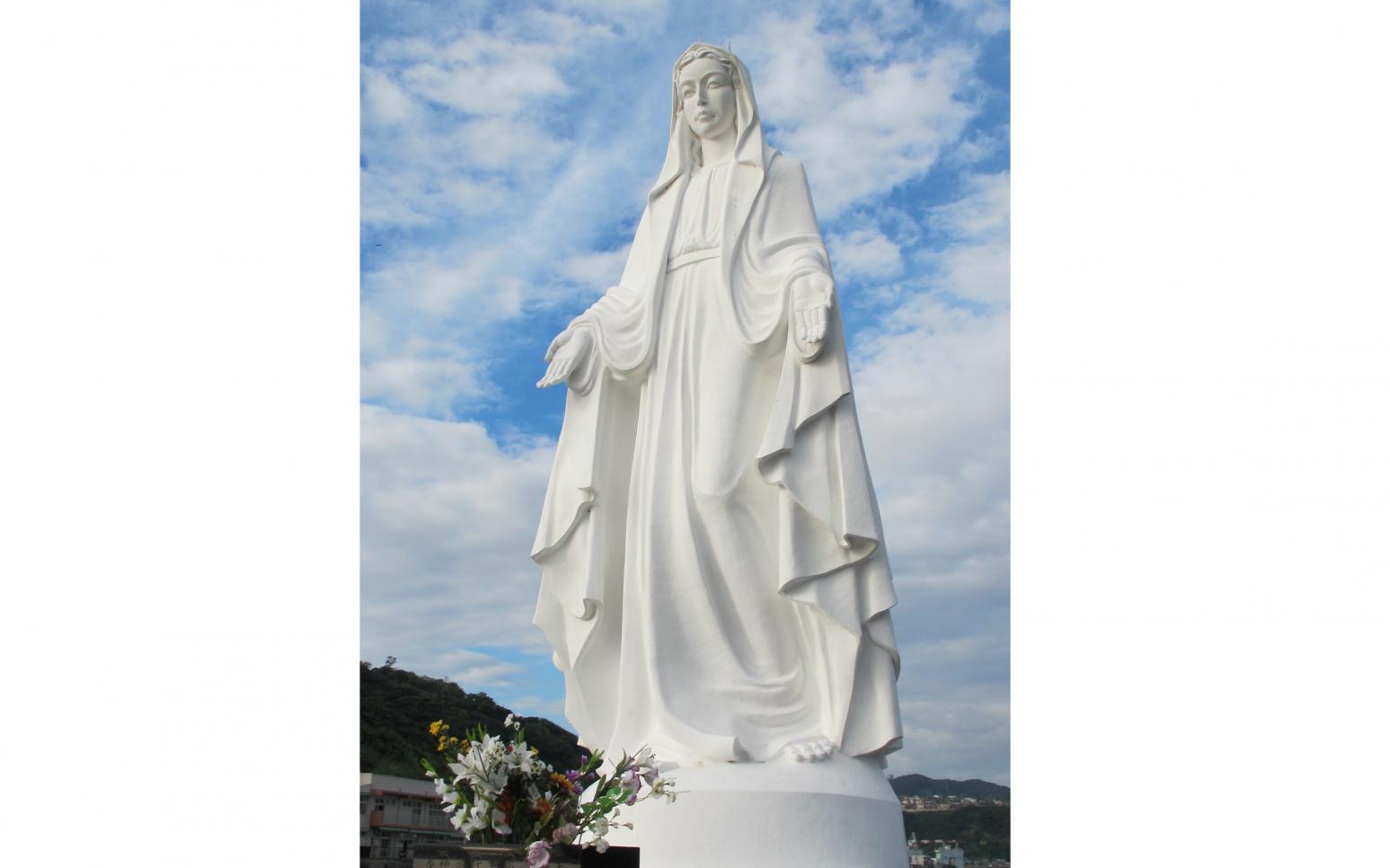 岬の聖母像-1
