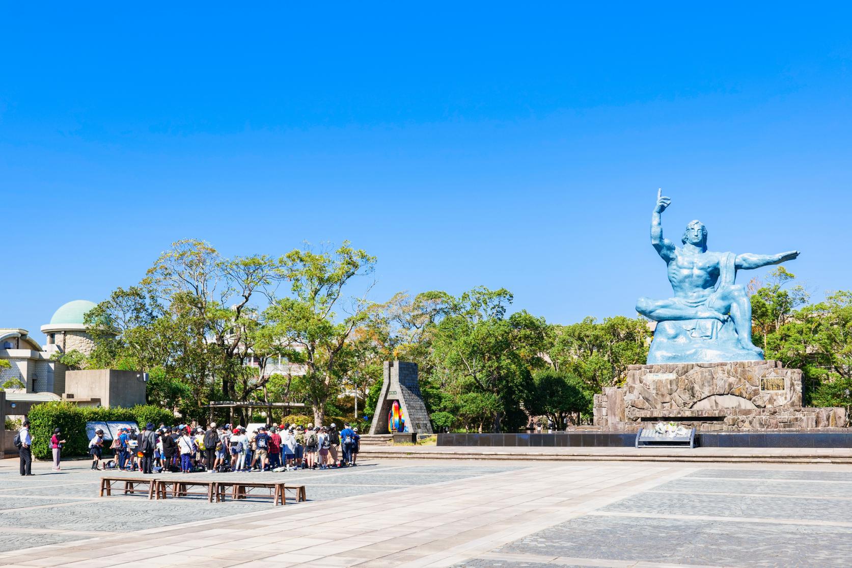 平和公園 平和祈念像 平和の泉 観光スポット 公式 長崎観光 旅行ポータルサイト ながさき旅ネット