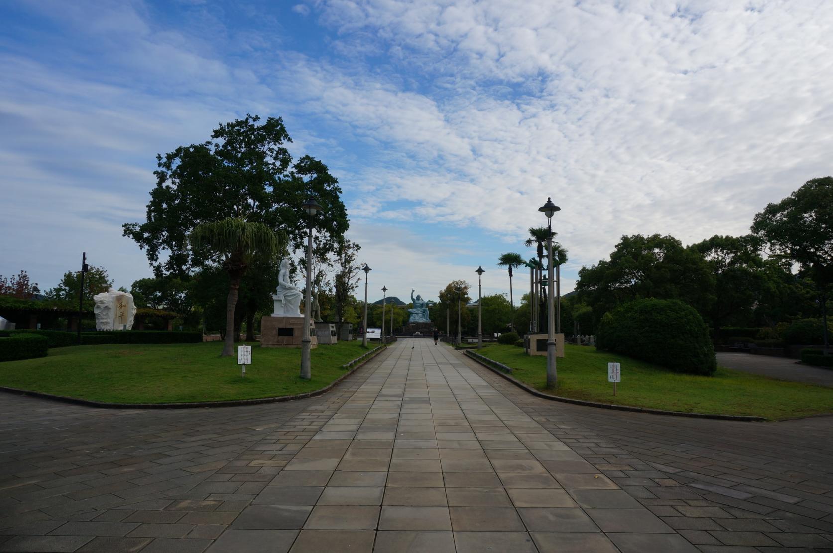 平和公園 平和祈念像 平和の泉 観光スポット 公式 長崎観光 旅行ポータルサイト ながさき旅ネット