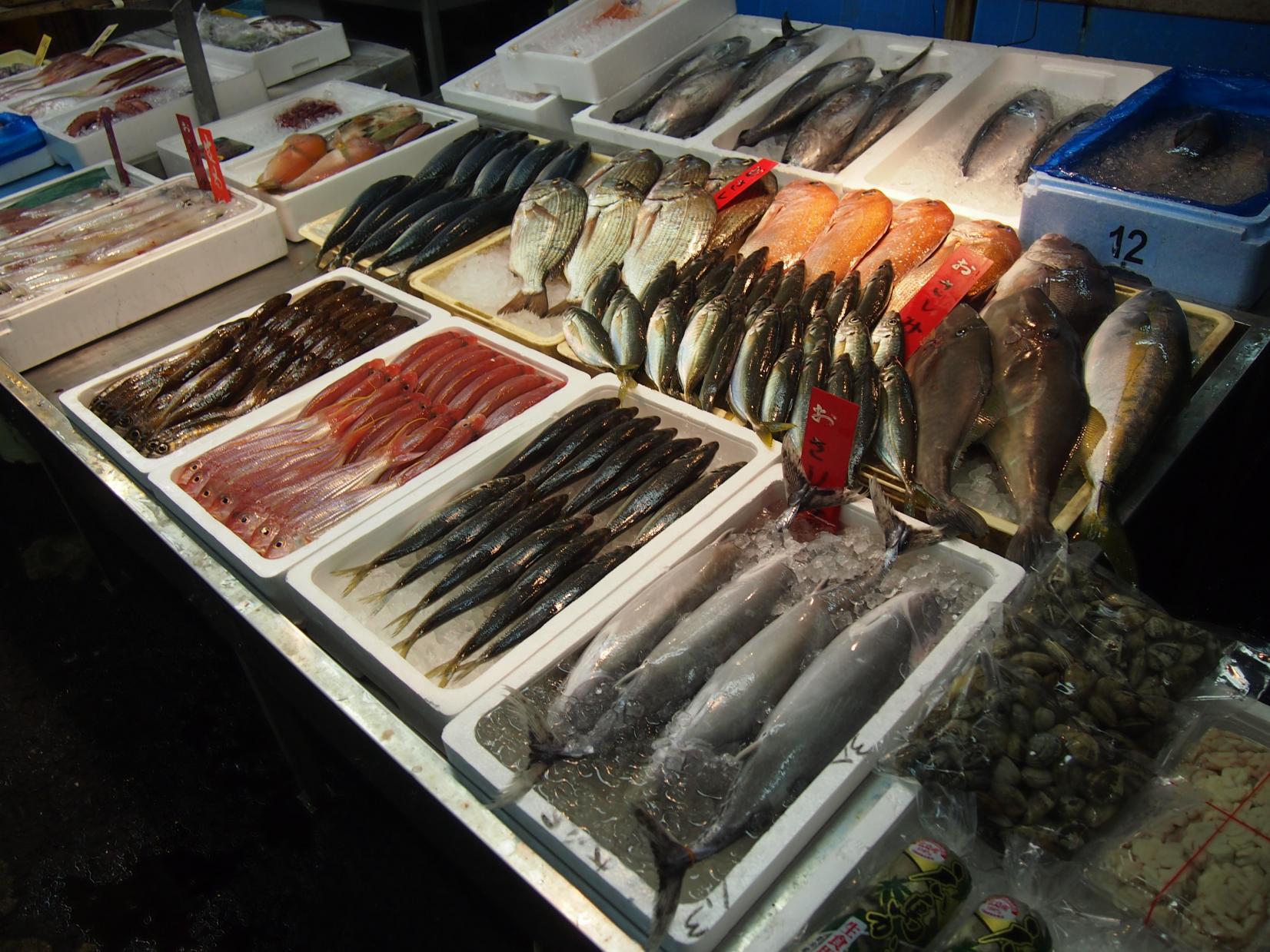 Sasebo Morning Market-8