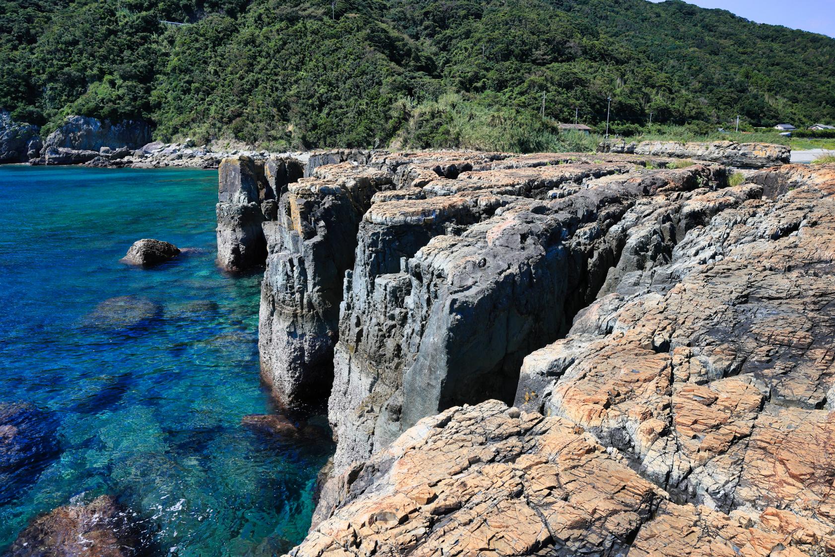 舅賀島千畳敷-2