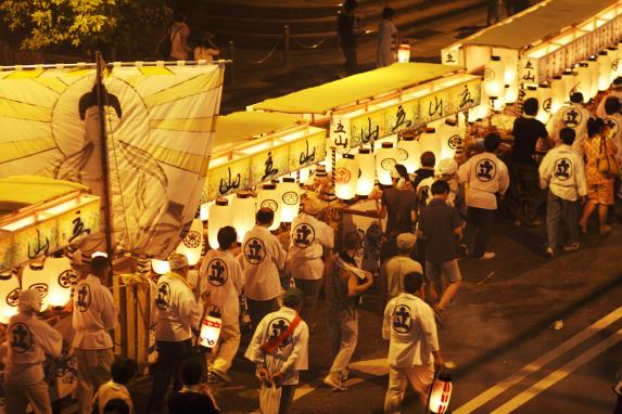 The Spirit Boat Procession / Shoronagashi-1