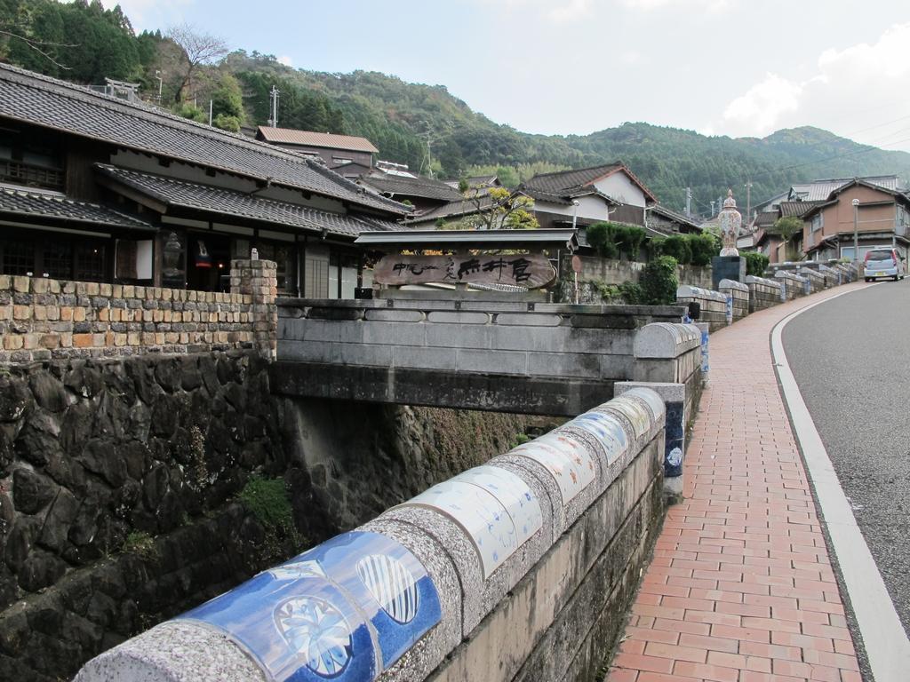 하사미쵸 도예마을 나카오야마 산 (波佐見町 陶郷中尾山)-1