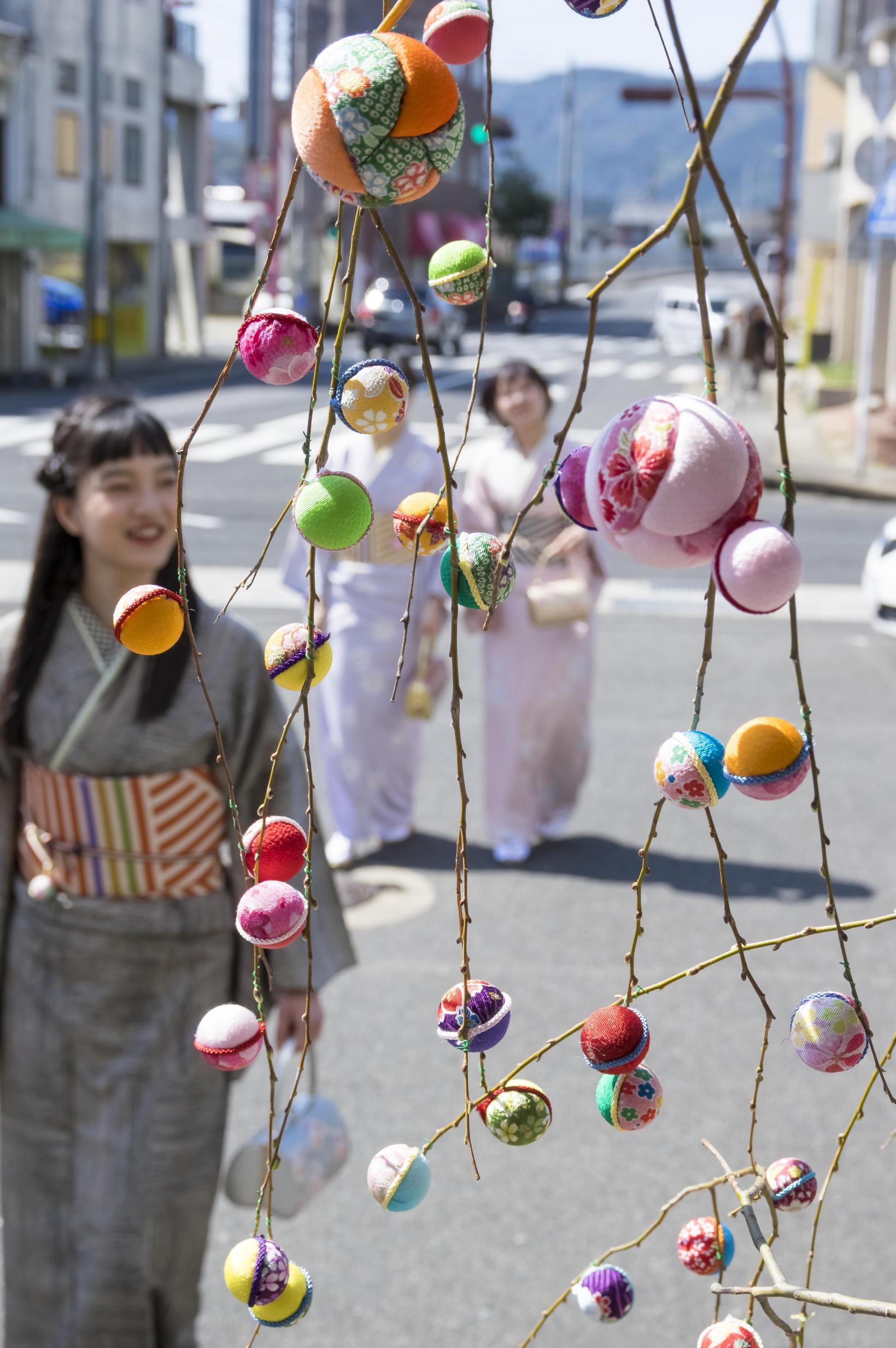 肥前江迎“蚕茧彩球”节-1