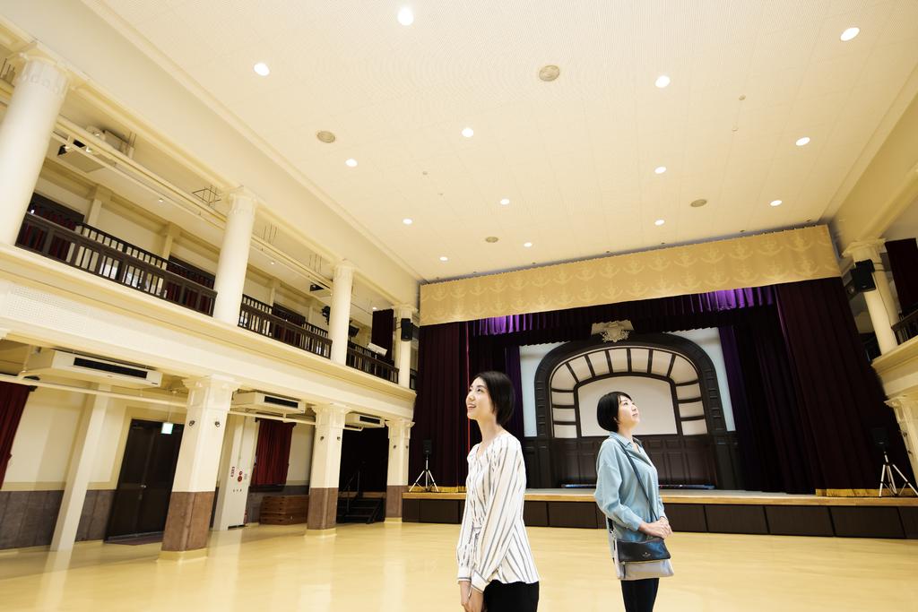 旧佐世保鎮守府凱旋記念館 市民文化ホール 観光スポット 公式 長崎観光 旅行ポータルサイト ながさき旅ネット
