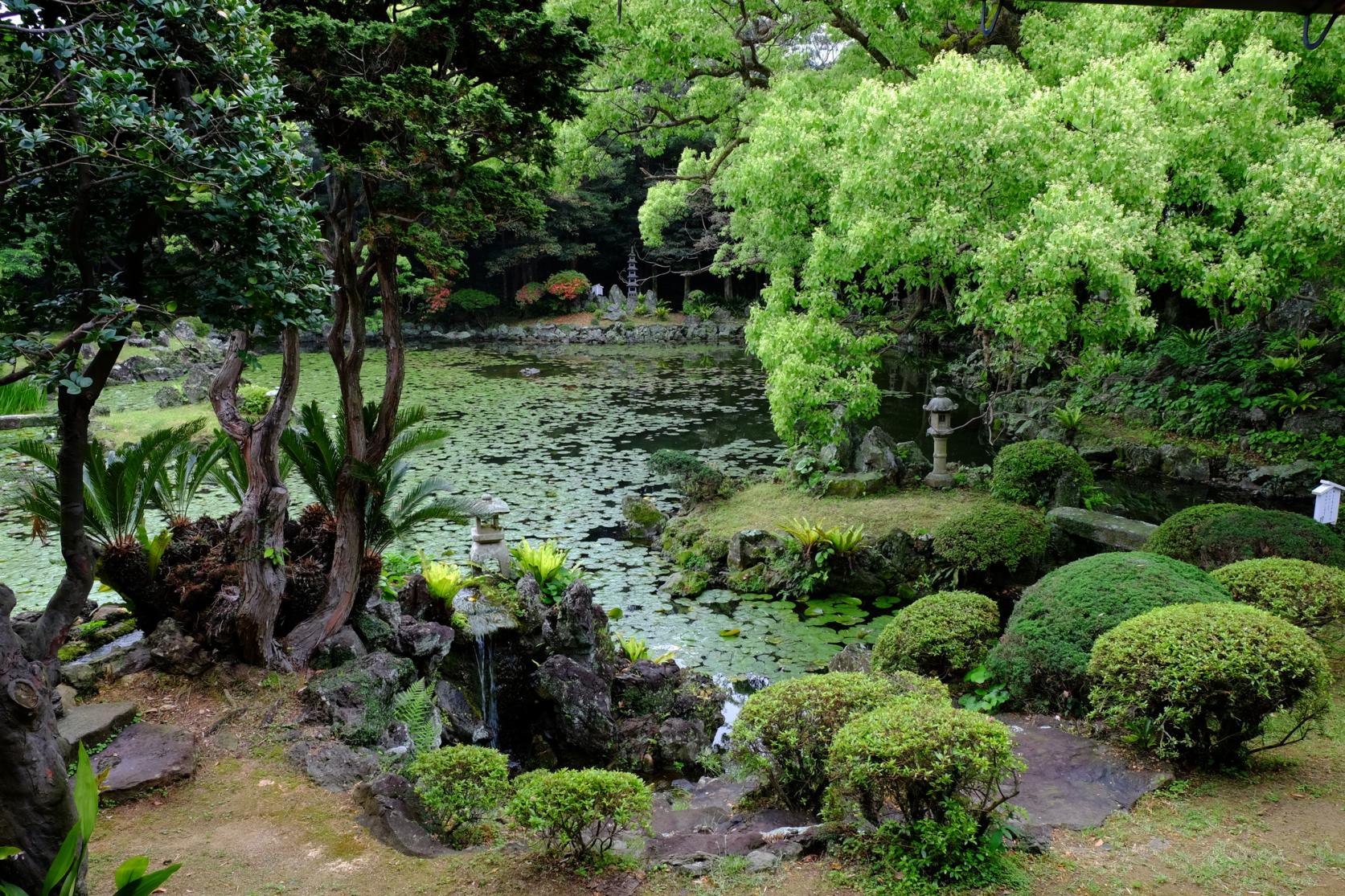 五島氏庭園隠殿屋敷・心字が池-0