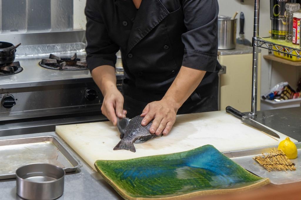 初めての釣り体験＆地魚料理-7