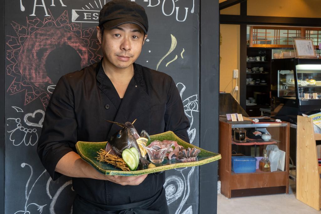 初めての釣り体験＆地魚料理-6