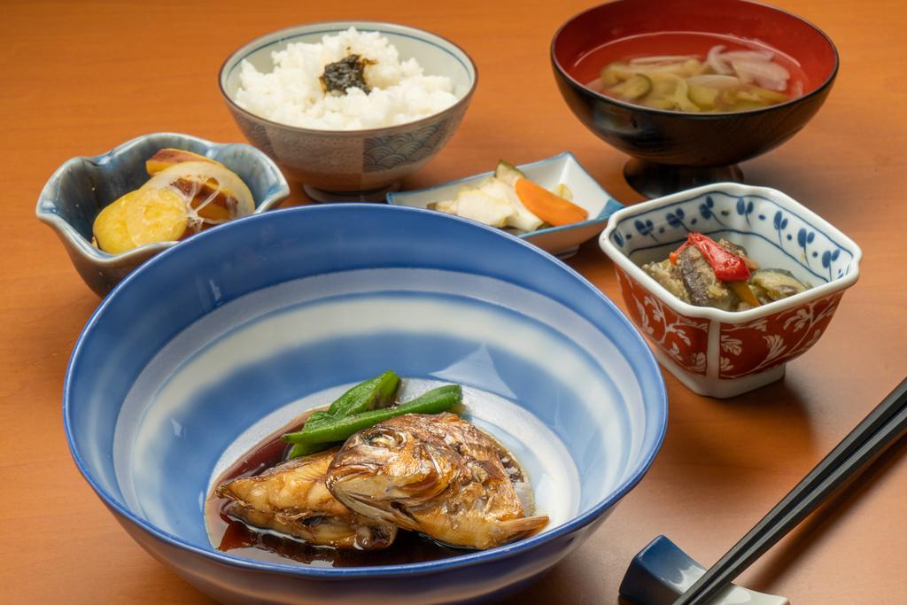初めての釣り体験＆地魚料理-5