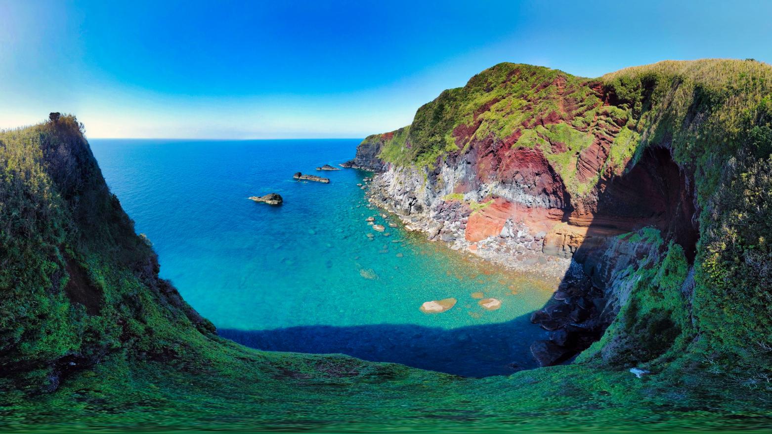 嵯峨島火山海食崖-1