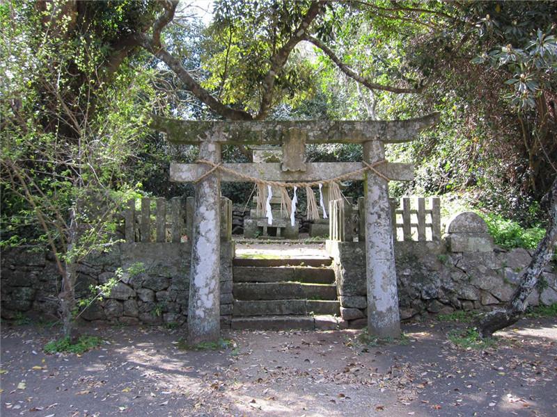 巖立神社-7